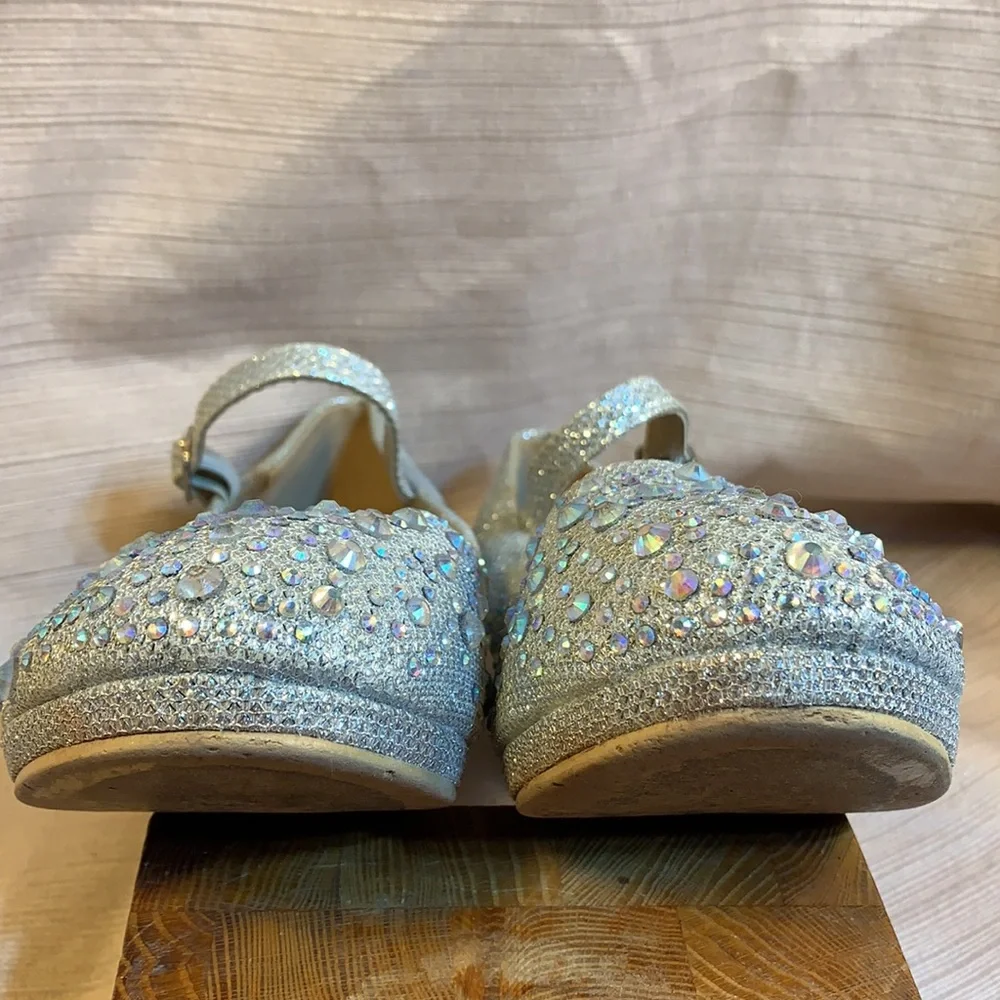 Link bedazzled dressy heels worn once for a weddin